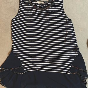 Tank top navy blue with ruffles in the back